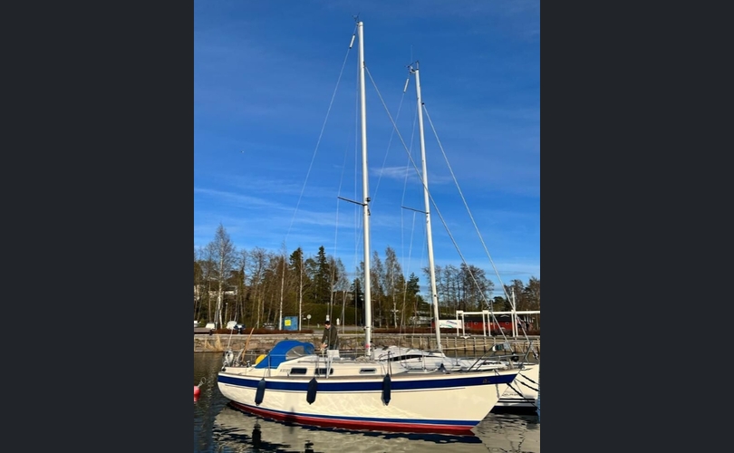 Hallberg-Rassy 29-kuva-5
